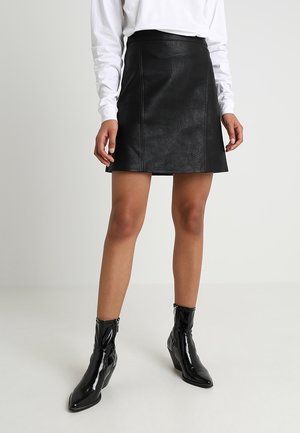 Falda acampanada - black