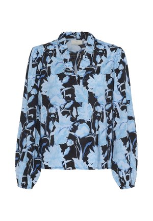 Čierna blúzka s dlhými rukávmi s svetlomodrým kvetinovým vzorom a našitými elastickými manžetami, vybavená výstrihom do V s volánovým golierom.