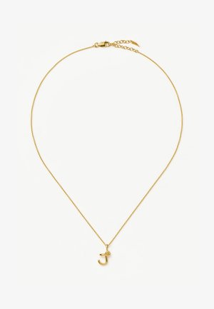 Λεπτό χρυσό κολιέ αλυσίδας με μικρό χρυσό μενταγιόν σε σχήμα γράμματος "J" και κούμπωμα καβουράκι με ρυθμιζόμενους κρίκους.