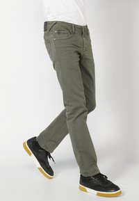 Koroshi STRETCH - Vaqueros rectos - verde   green