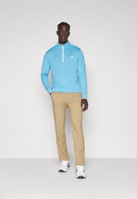 adidas Golf LIGHTWEIGHT HALF-ZIP - Jumper - semi blue burst