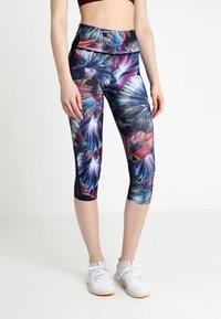 Multifarvede capri leggins med et blomstermønster i blå, pink og lilla nuancer; høj talje; glat, strækbart stof.