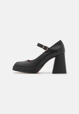 High heels - black