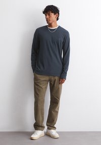 Marc O'Polo DENIM Pikkade varrukatega topp - true navy