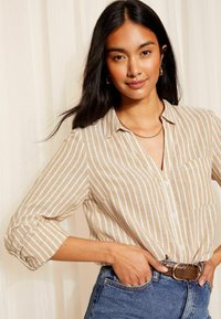 Friends Like These LONG SLEEVE THROUGHWITH- REGULAR FIT - Hemdbluse - camel stripe