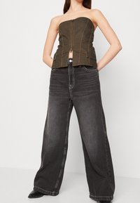Weekday Linne - black