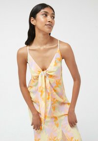 Compañía fantástica Vestido informal - multicolor