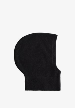 Chapeau en laine noire tricotée avec une forme arrondie, bord côte. Texture douce sans motifs visibles ni éléments métalliques.