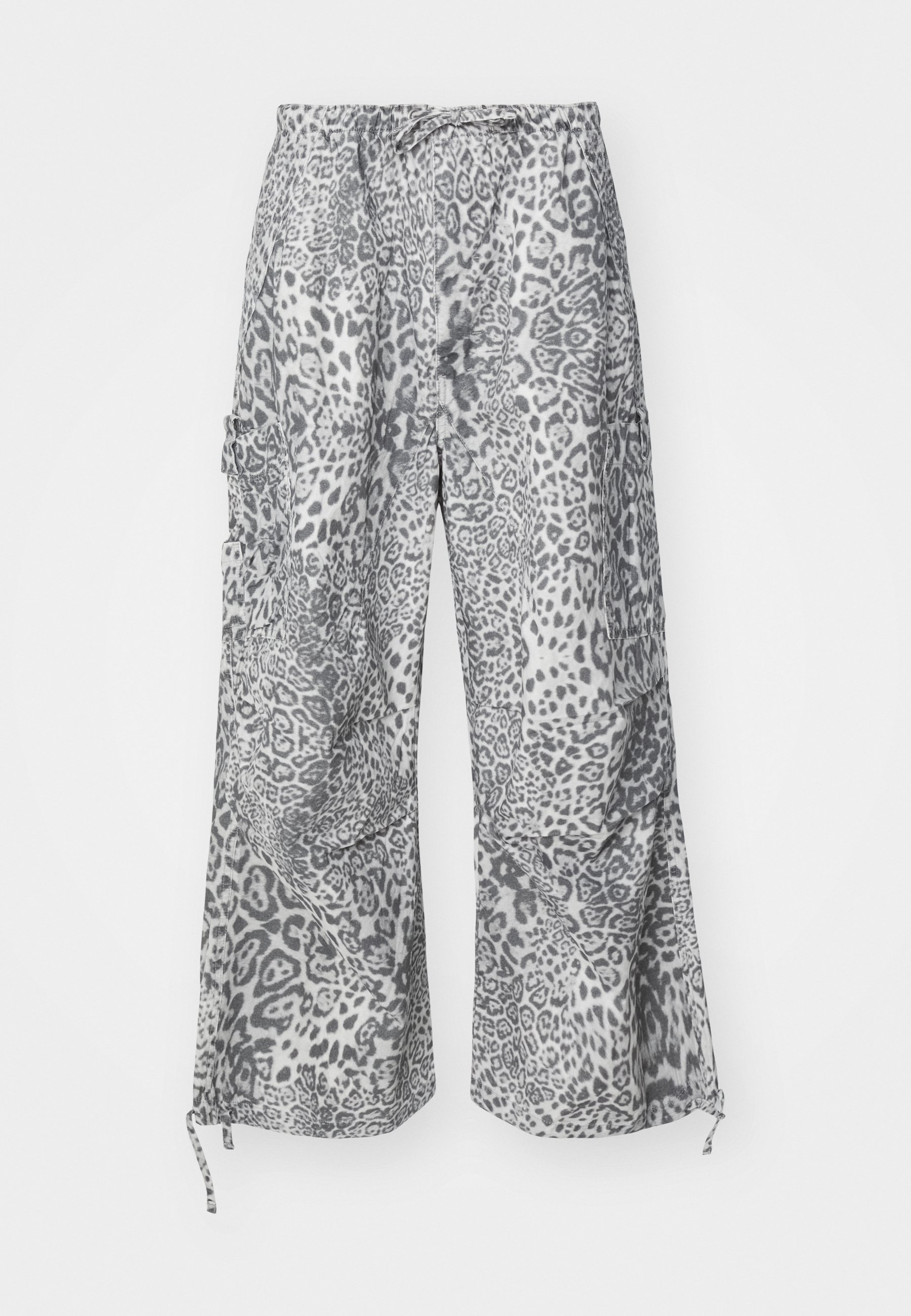 Jaded London SNOW LEOPARD PARACHUTE PANTS UNISEX - Cargo