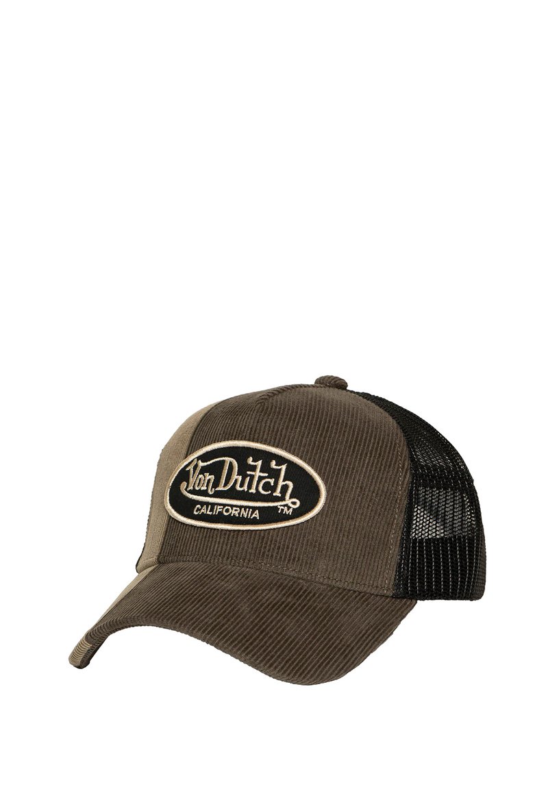 Casquette de baseball en velours côtelé marron avec un dos en maille noire. Elle présente un logo ovale brodé avec "Von Dutch California" en lettres couleur crème.