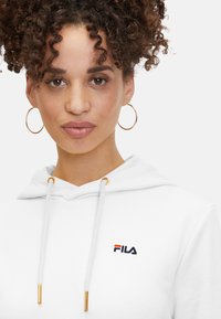Fila BRUCHSAL REGUAL - Jersey con capucha - bright white