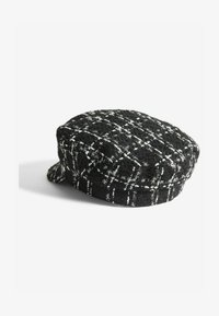 Nevybrané, black boucle