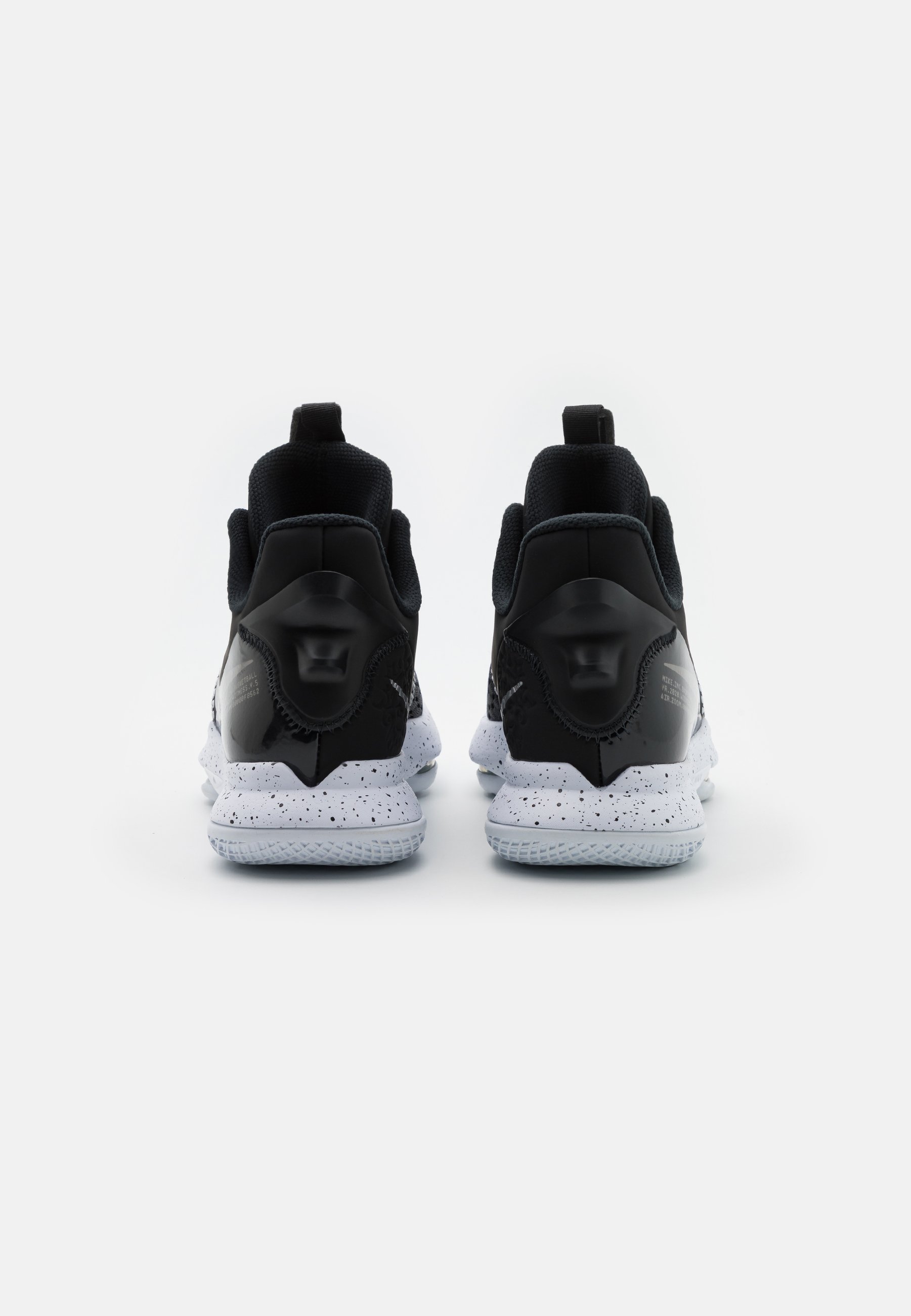 Nike Performance LEBRON WITNESS 5 