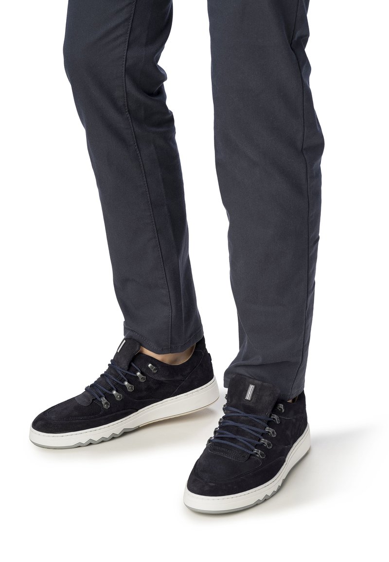Floris van Bommel DE KUPSTER - Sneaker low - darkblue