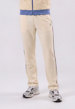 Sergio Tacchini, GHIBLI PIQUET PANTS - Pantalon de survêtement - italian straw huckleberry