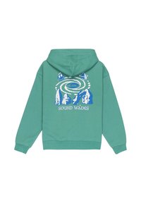 Teal hoodie i bomullsblandning, med en blå grafik av berg och en virvlande design på baksidan, med texten "SOUND WAVES".