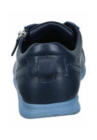 Manitu Sportlicher Schnürer - blau