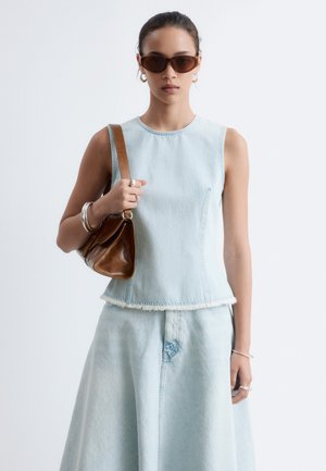 & OTHER STORIES, & OTHER STORIES RAW-EDGE DENIM TOP - Pluus - light blue