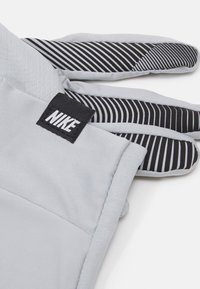 Nike Performance BASE LAYER GLOVES UNISEX - Gloves - smoke grey/bla