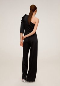 Mango Mono - black