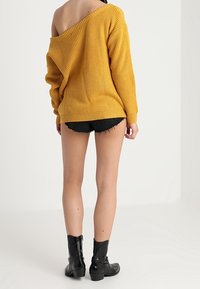 Missguided Sweter