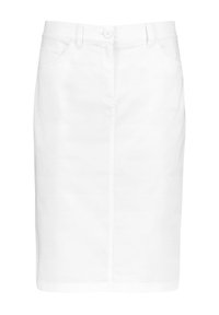 Vit denim blyertkjol med rak skärning, framfickor, knäppning och en subtil söm ner i mitten. Slät textur.