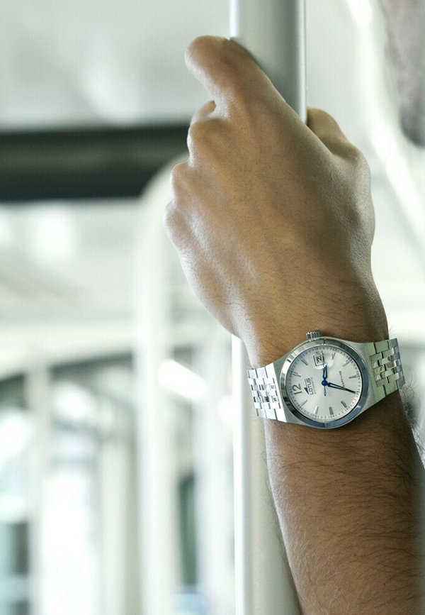 AUTOMATIC - Uhr - argentée couleur