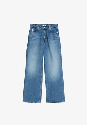 Lösa denimjeans i medelblå tvätt, med två framfickor, knappstängning och subtila blekningar för textur.