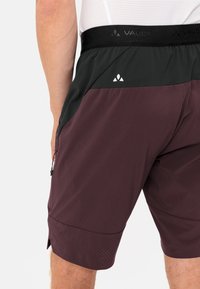 Vaude KURO - Pantalón corto de deporte - khaki