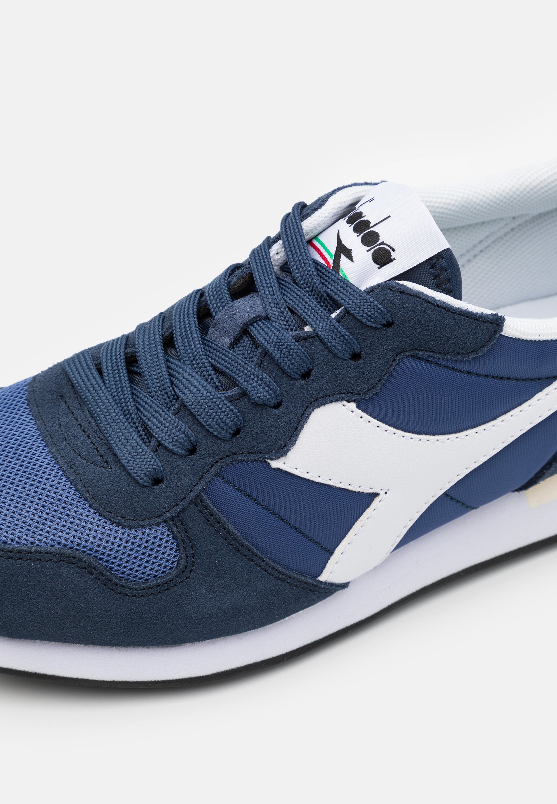 diadora blue trainers