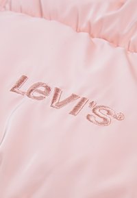Levi's® SHINY - Vinterjakke - crystal rose