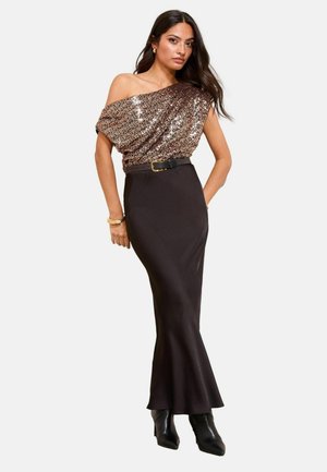 REGULAR FIT - OFF THE SHOULDER  - Bluse - chocolate