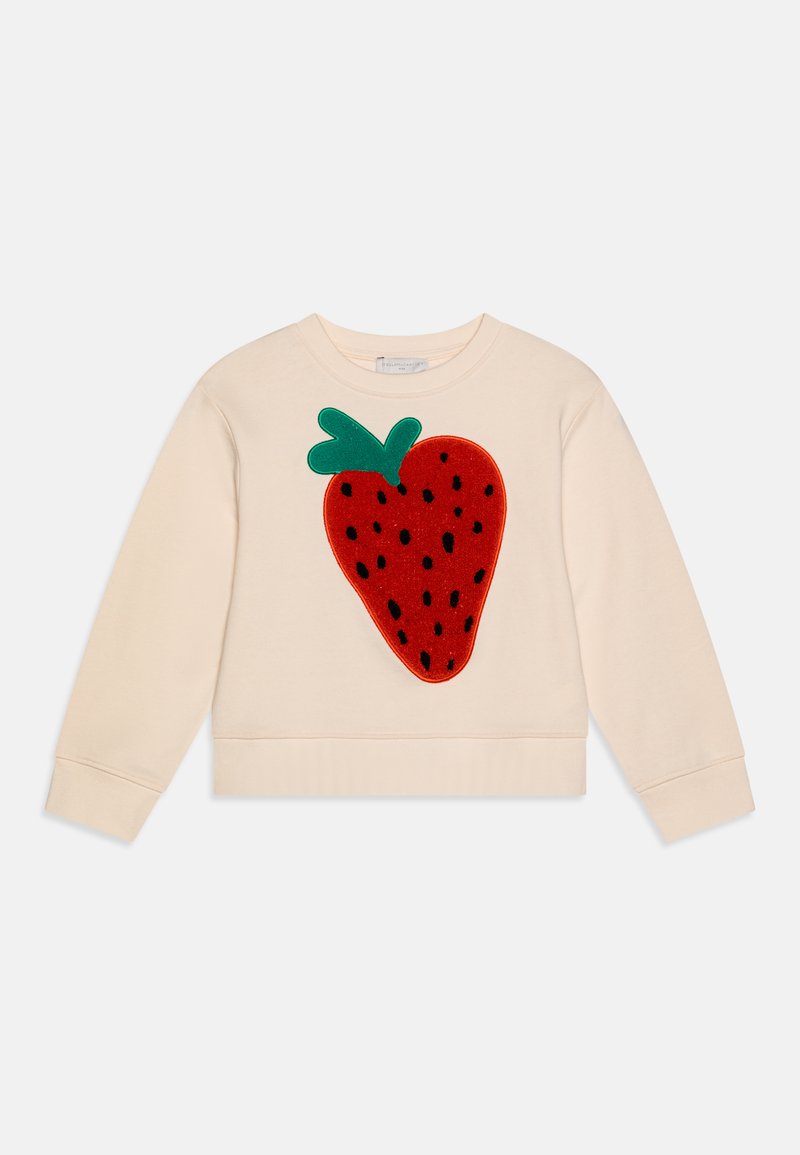 Sweatshirt beje claro com uma grande aplicação de morango vermelho, apresentando folhas verdes. Tecido macio, com gola redonda e punhos e bainha canelados.