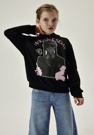 Name it NKFADA WEDNESDAY NREG - Jersey con capucha - black