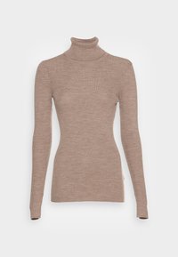 Brązowy sweter z wysokim kołnierzem, dopasowany, z d�ługimi rękawami, o miękkiej teksturze, idealny do warstwowego ubierania.