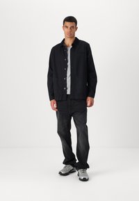 Barbour COLE TAILORED FIT OVERSHIRT - Summer jacket - black