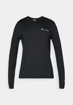 Svart langermet t-skjorte laget av bomull, med rund halslinning og hvit brodert logo på venstre bryst og høyre erme.
