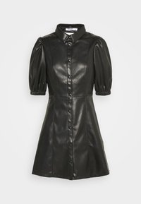 Robe courte à manches courtes en similicuir noir avec patte de boutonnage, manches bouffantes et col pointu.