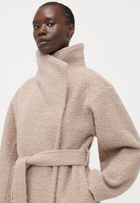 Gina Tricot Tall - Klasyczny płaszcz