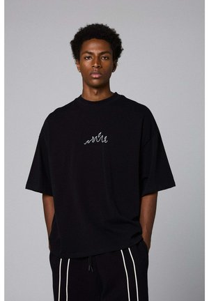 INFAMOUS BOXY - T-Shirt print - black