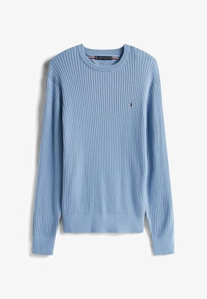 Lichtblauwe ribbeltrui met lange mouwen en ronde hals met een klein Tommy Hilfiger-logo op de borst en bijpassende geribbelde manchetten en zoom.