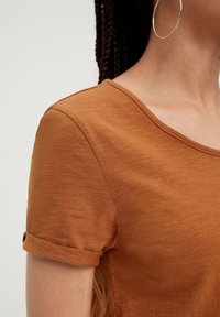 QS O SHAPE - T-shirt basique - zimt