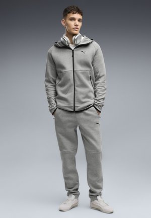 Puma, PUMATECH ELEVATED SLIM KAPUZENJACKE - Sweatjacke - medium gray heather