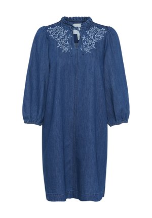Jeansklänning i mörkblått med volangkrage, broderat blommönster vid bröstet och långa puffärm med elastiska manschetter.