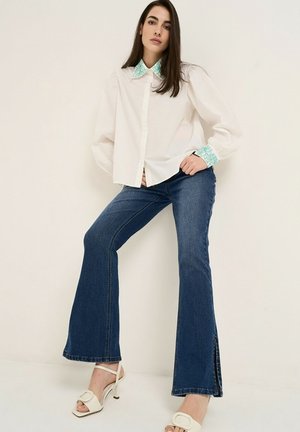 Camomilla Italia, CLOE - SHIRT - Skjortebluser - white (solid)