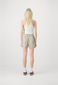 GAP EASY UTILITY - Shortsit - beige