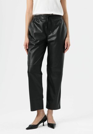 RELAXED FIT - Broek - black