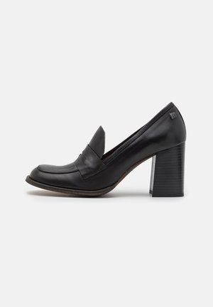 High heels - black