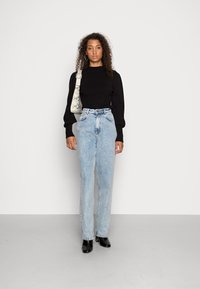 ONLY ONLKATIA HIGH NECK - Strickpullover - black