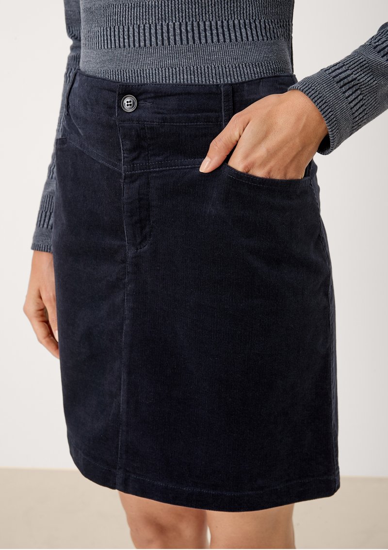 Damen Jeansröcke | s.Oliver MIT SATTELBUND A-Linien-Rock navy/dunkelblau - GY56189 Damen Jeansröcke | s.Oliver MIT SATTELBUND A-Linien-Rock navy/dunkelblau - GY56189